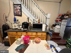 2324 S 7TH Street, Philadelphia PA 19148