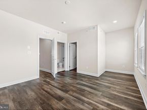 13039 Hattontown Square, Herndon VA 20171