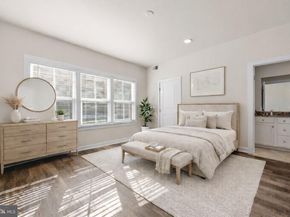 13039 Hattontown Square, Herndon VA 20171