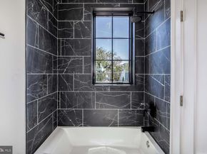 1680 Ebenezer Court SE, Washington DC 20003