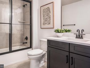 435 Aspen Trail 10204, Maple Glen PA 19002