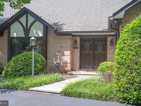 11301 Crossing Glen Court, Potomac MD 20854