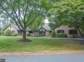 11301 Crossing Glen Court, Potomac MD 20854