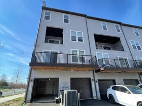 13502 Sayward Boulevard 91, Herndon VA 20171