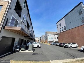 13502 Sayward Boulevard 91, Herndon VA 20171