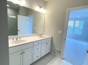 13502 Sayward Boulevard 91, Herndon VA 20171