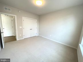 13502 Sayward Boulevard 91, Herndon VA 20171