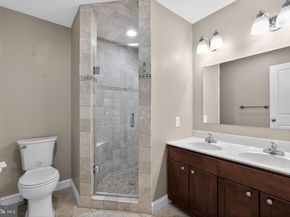 635 Dupont Street N, Philadelphia PA 19128
