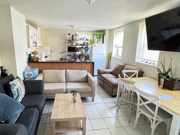 1136 S 13TH Street, Philadelphia PA 19147
