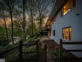 6124 Beachway Drive, Falls Church VA 22041
