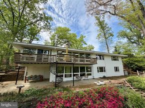 6124 Beachway Drive, Falls Church VA 22041
