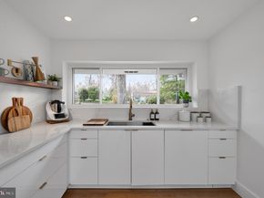 6124 Beachway Drive, Falls Church VA 22041