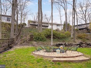 6124 Beachway Drive, Falls Church VA 22041