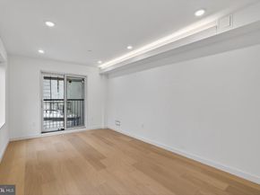 1923 Manning Street, Philadelphia PA 19103