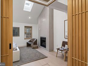 1923 Manning Street, Philadelphia PA 19103