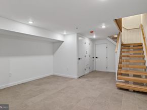 1923 Manning Street, Philadelphia PA 19103