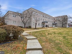 3866 9TH Street SE 102, Washington DC 20032