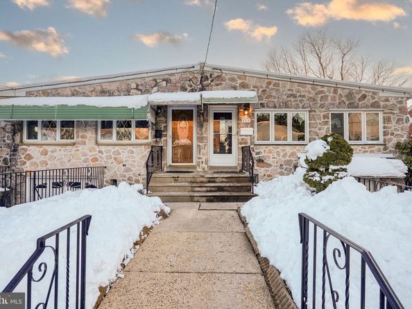 1314 Oakmont Street, Philadelphia PA 19111