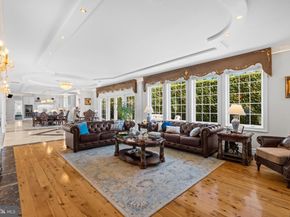 1066 Washington Crossing Rd, Newtown PA 18940