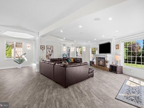 1066 Washington Crossing Rd, Newtown PA 18940