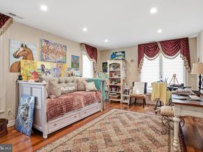 1066 Washington Crossing Rd, Newtown PA 18940