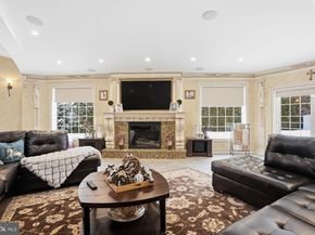 1066 Washington Crossing Rd, Newtown PA 18940