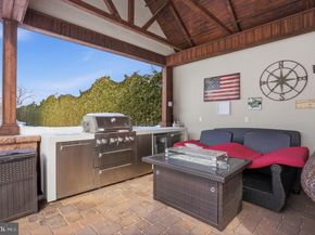 1066 Washington Crossing Rd, Newtown PA 18940