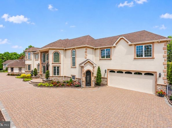 1066 Washington Crossing Rd, Newtown PA 18940