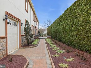 1066 Washington Crossing Rd, Newtown PA 18940