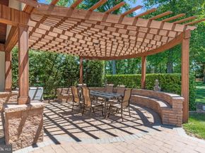 1066 Washington Crossing Rd, Newtown PA 18940