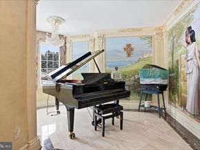 1066 Washington Crossing Rd, Newtown PA 18940