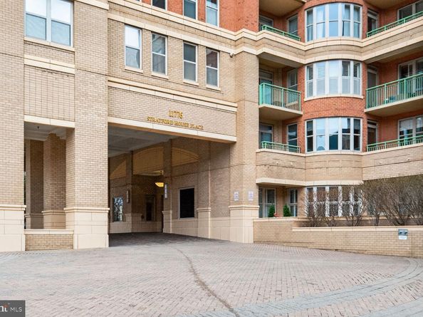 11776 Stratford House Place 1008, Reston VA 20190