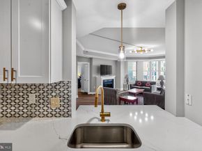 11776 Stratford House Place 1008, Reston VA 20190