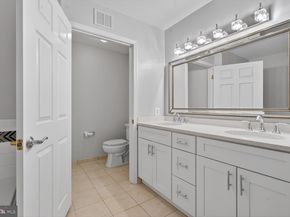 11776 Stratford House Place 1008, Reston VA 20190