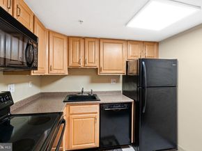 2001 Hamilton Street 723, Philadelphia PA 19130