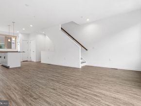 3121 Beachview Lane, Philadelphia PA 19125