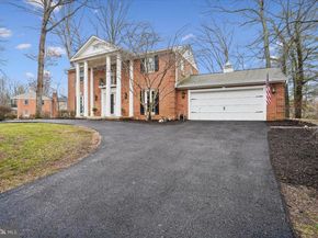 8812 Maxwell Drive, Potomac MD 20854