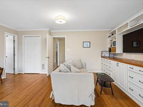 8812 Maxwell Drive, Potomac MD 20854