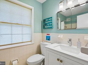 8812 Maxwell Drive, Potomac MD 20854