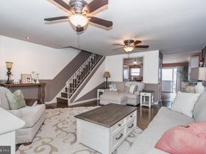 3616 Grayton Place, Philadelphia PA 19154