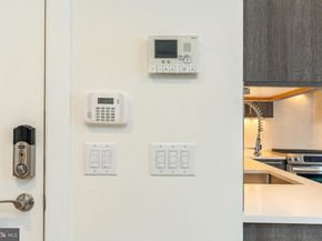 138 N Front Street 3F, Philadelphia PA 19106