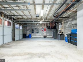 138 N Front Street 3F, Philadelphia PA 19106