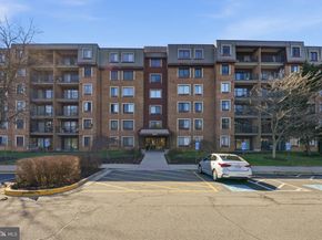 2817 Jermantown Road 107, Oakton VA 22124