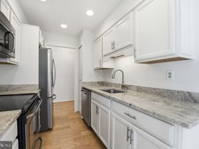 2817 Jermantown Road 107, Oakton VA 22124