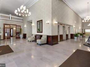 1324 Locust Street 421, Philadelphia PA 19107