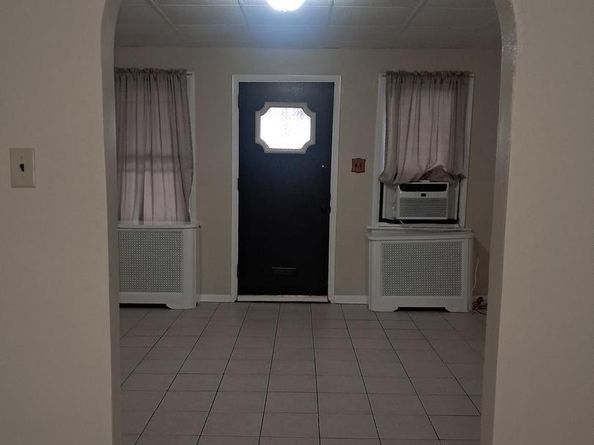 5811 N 7TH Street, Philadelphia PA 19120