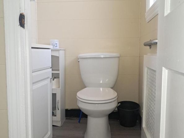 5811 N 7TH Street, Philadelphia PA 19120