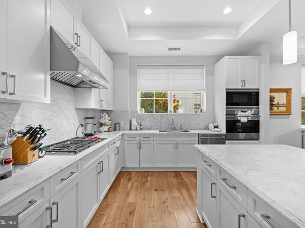 8111 River Road 116, Bethesda MD 20817