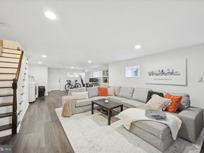 542 Shadeland Ave, Drexel Hill PA 19026