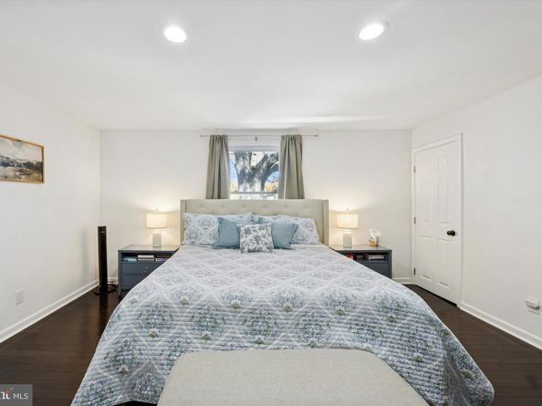 542 Shadeland Ave, Drexel Hill PA 19026